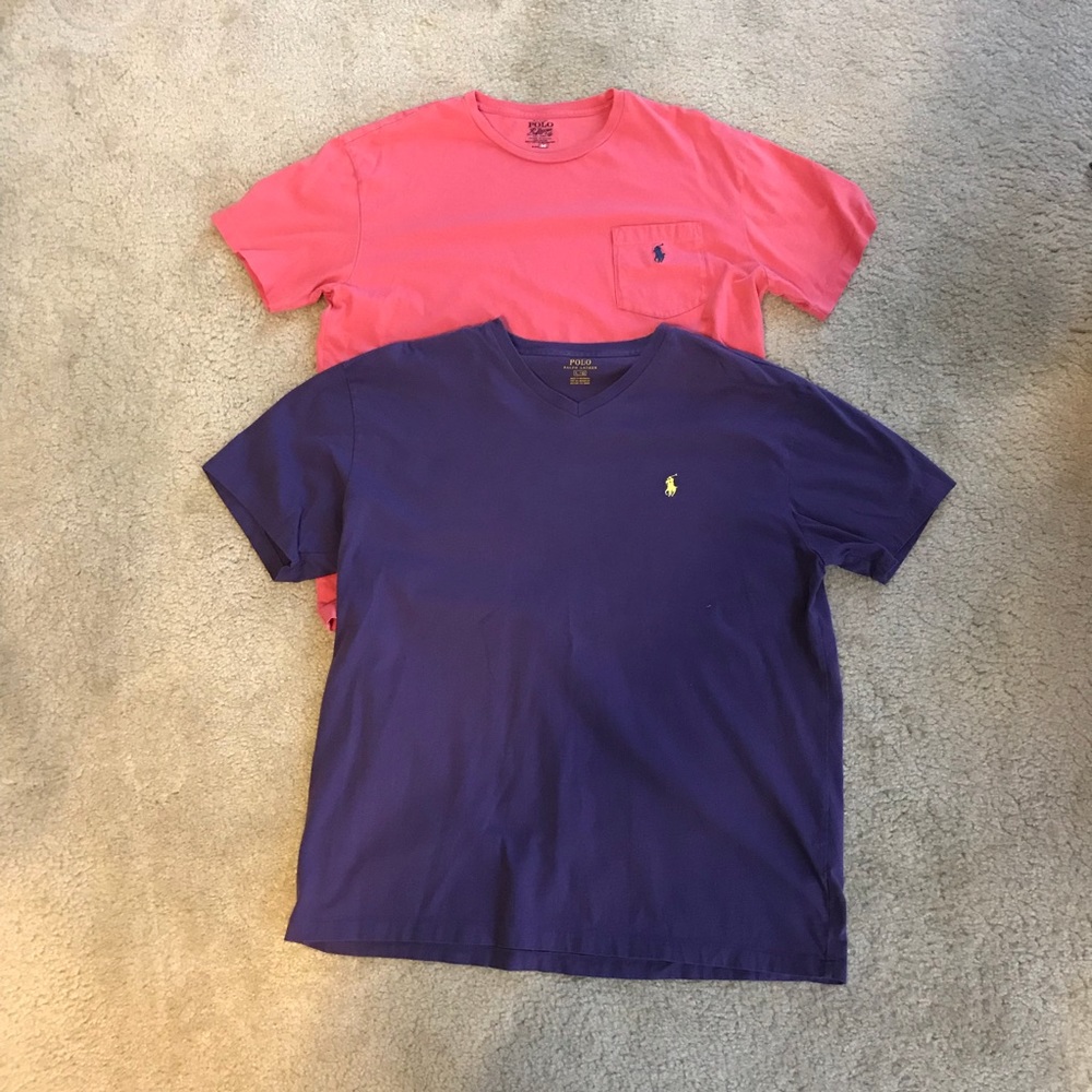 2 Polo T-Shirts